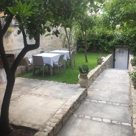 House Garden Modica Apartamento Exterior foto